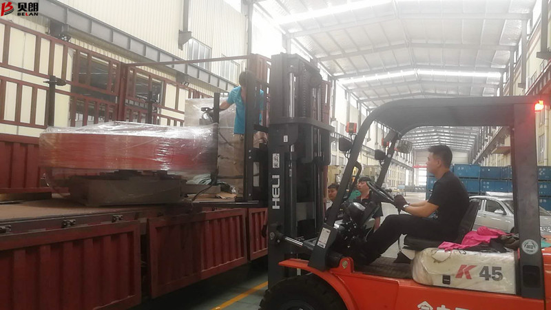 貝朗墩頭折彎一體鋼線成型機(jī)出貨啦！這將是國內(nèi)一大亮點