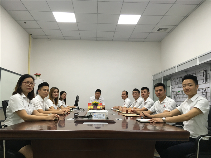 全伺服數(shù)控折彎機(jī)選貝朗 要的就是穩(wěn)定、放心