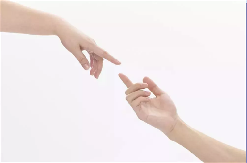 手腳干燥、脫皮，不能全怪天氣，可能是這些原因